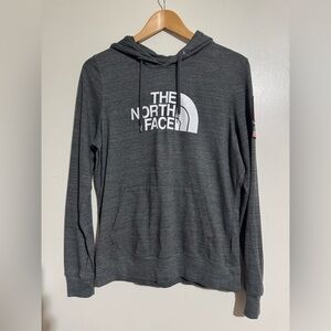The North Face Women’s Large Charcoal Gray Hoodie America flag patch